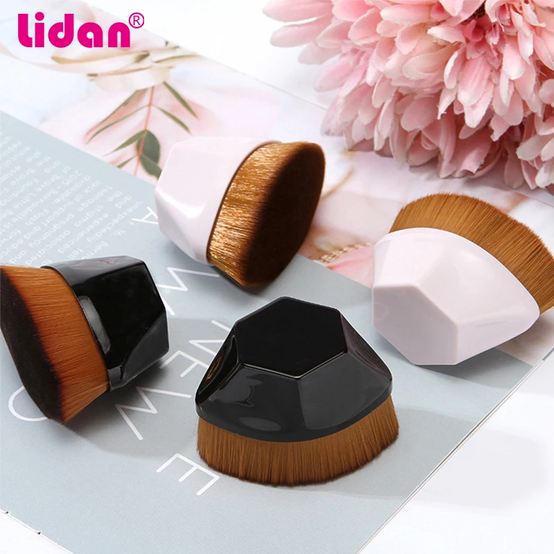 1 Pc Six Corners Makeup Brush Face Foundation Brushes For Liquid Large Soft Portable Short Handle Style Makeup Concealer Tools
1 Pc Six Corners Makeup Brush Face Foundation Brushes For Liquid Large Soft Portable Short Handle Style Makeup Concealer Tools