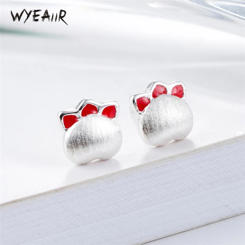 WYEAIIR Cool Puppy Footprints Fresh Literary Cute Romantic Sweet 925 Sterling Silver Female Stud Earrings
WYEAIIR Cool Puppy Footprints Fresh Literary Cute Romantic Sweet 925 Sterling Silver Female Stud Earrings