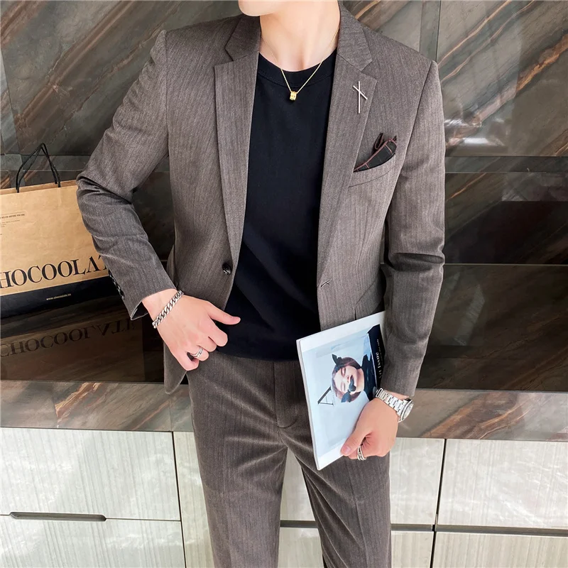 (Jacket+Pants) 2021 Fashion New Men High Quality Slim Fit Low Price Business Wedding Groom Pure Color Blazers Trousers 2 Pcs Set
(Jacket+Pants) 2021 Fashion New Men High Quality Slim Fit Low Price Business Wedding Groom Pure Color Blazers Trousers 2 Pcs Set