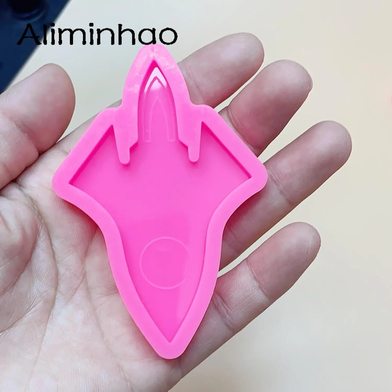 DY1294 Shiny Rocket Resin Silicone Keychain Molds, Crafts with Epoxy Art DIY Handmade Badge Reel Mold, Chocolate Fondant Mould
DY1294 Shiny Rocket Resin Silicone Keychain Molds, Crafts with Epoxy Art DIY Handmade Badge Reel Mold, Chocolate Fondant Mould