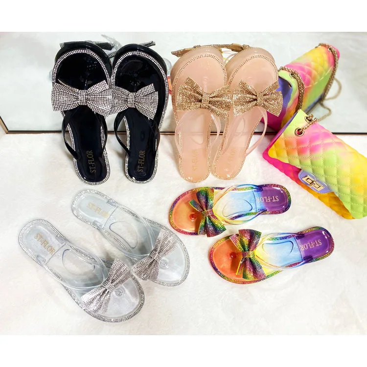 2021 New Bow Women Flip Flops Colorful Diamond Flash Drilling Sequins Slippers Beach Summer Jelly Shoes Woman Fashion Slides
2021 New Bow Women Flip Flops Colorful Diamond Flash Drilling Sequins Slippers Beach Summer Jelly Shoes Woman Fashion Slides
