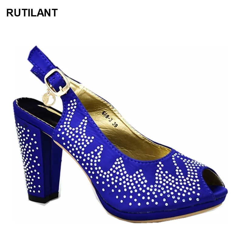 Модные женские босоножки под платье; Роскошные свадебные вечерние туфли со стразами 2020 года; Женские босоножки на высоком квадратном каблуке с открытым носком; Женские босоножки Обувь 
Модные женские босоножки под платье; Роскошные свадебные вечерние туфли со стразами 2020 года; Женские босоножки на высоком квадратном каблуке с открытым носком; Женские босоножки Обувь