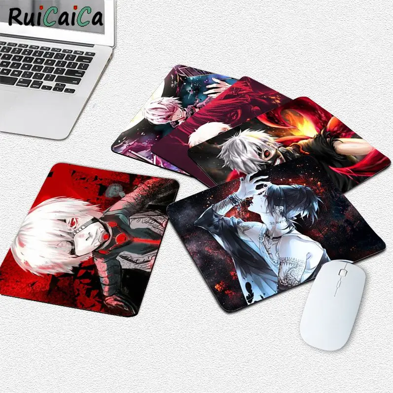 RuiCaiCa New Printed Tokyo Ghouls gamer play mats Mousepad Smooth Writing Pad Desktops Mate gaming mouse pad
RuiCaiCa New Printed Tokyo Ghouls gamer play mats Mousepad Smooth Writing Pad Desktops Mate gaming mouse pad