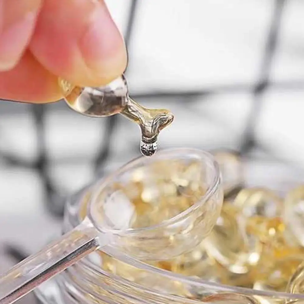 60 Capsules Brightening Capsules Essence Chicken Drumstick Moisturizing Whitening Pore Blood Shrinkage Moisturizing Silk Re M4E9 
60 Capsules Brightening Capsules Essence Chicken Drumstick Moisturizing Whitening Pore Blood Shrinkage Moisturizing Silk Re M4E9