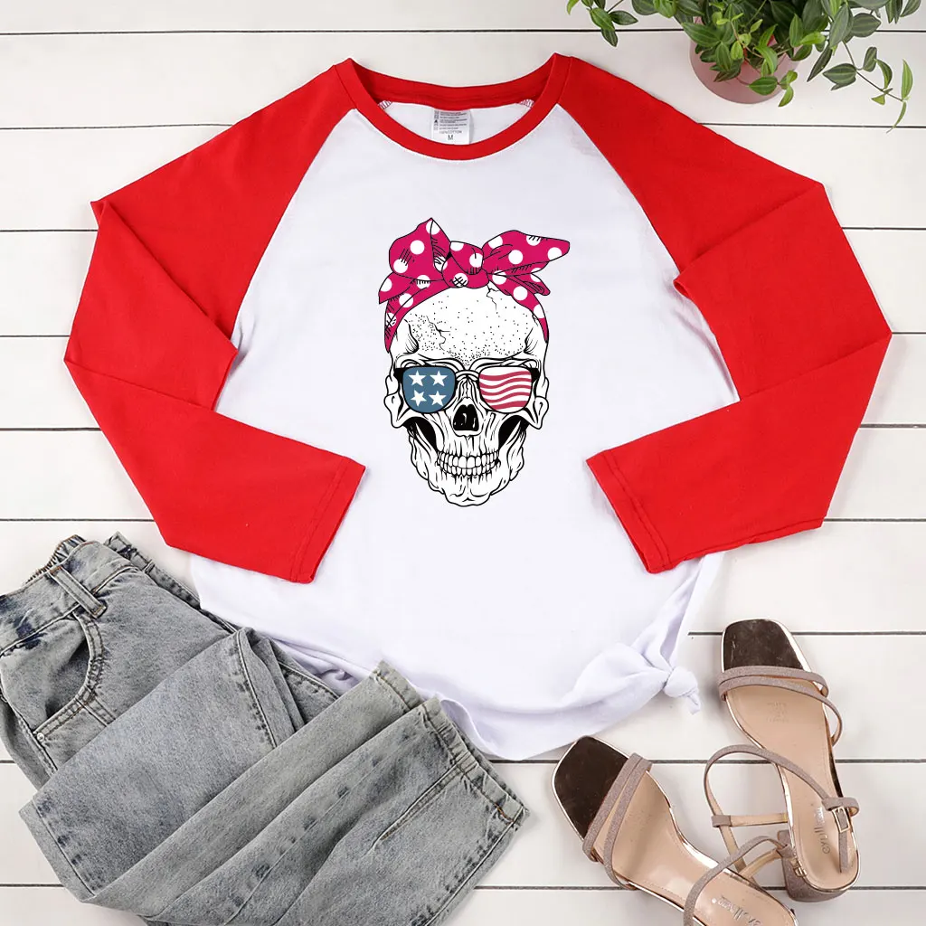 Skull Scarf Glasses Print Long Sleeve T-shirts Women Autumn Winter Graphic Tees Aesthetic Two-tone Stiching Clothes Female
Skull Scarf Glasses Print Long Sleeve T-shirts Women Autumn Winter Graphic Tees Aesthetic Two-tone Stiching Clothes Female