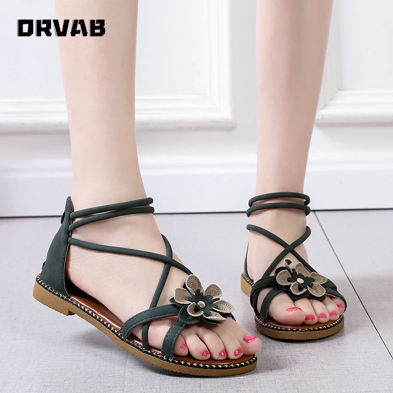 Новинка 2020, Модные женские сандалии, Роскошные блестящие сандалии с ремешком на щиколотке и открытым носком, на плоской подошве, женские про... 
Новинка 2020, Модные женские сандалии, Роскошные блестящие сандалии с ремешком на щиколотке и открытым носком, на плоской подошве, женские про...