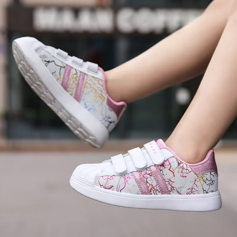 2021 Autumn Girls Shoes for Children Leather Flat Shoes Kids Sneakers Fashion Soft Shoes Sneakers Light Princess Shoes for Girl
2021 Autumn Girls Shoes for Children Leather Flat Shoes Kids Sneakers Fashion Soft Shoes Sneakers Light Princess Shoes for Girl
