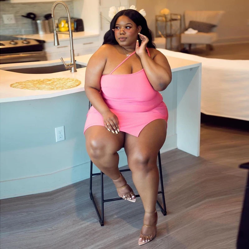 Women Plus Size Solid Dress Sleeveless Irregular Spaghetti Strap Skew Neck Bodycon Slid Side Mini Dress Sexy Party Dresses
Women Plus Size Solid Dress Sleeveless Irregular Spaghetti Strap Skew Neck Bodycon Slid Side Mini Dress Sexy Party Dresses