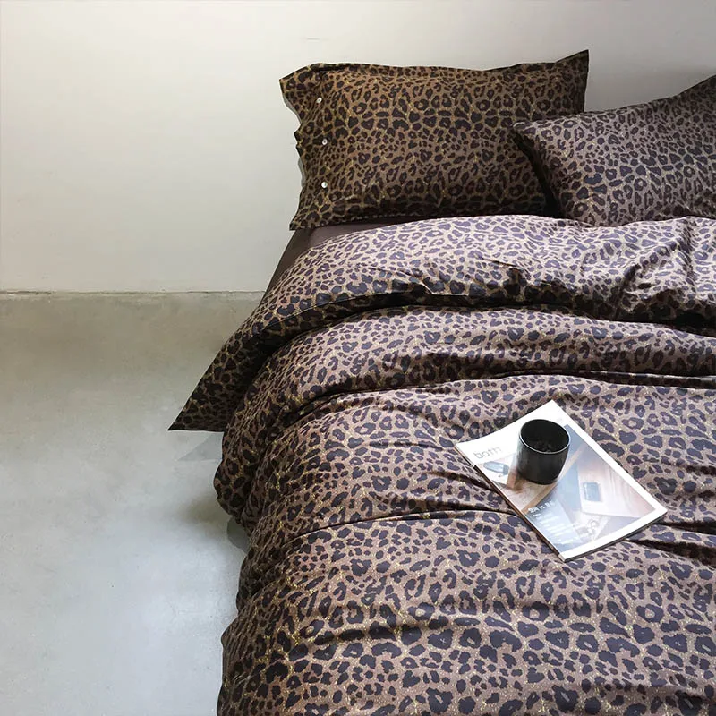 2021 New Arrival Bed Linen Euro Leopard Print 4Pcs Bedding Set Cotton Duvet Cover For Home Bedspread
2021 New Arrival Bed Linen Euro Leopard Print 4Pcs Bedding Set Cotton Duvet Cover For Home Bedspread