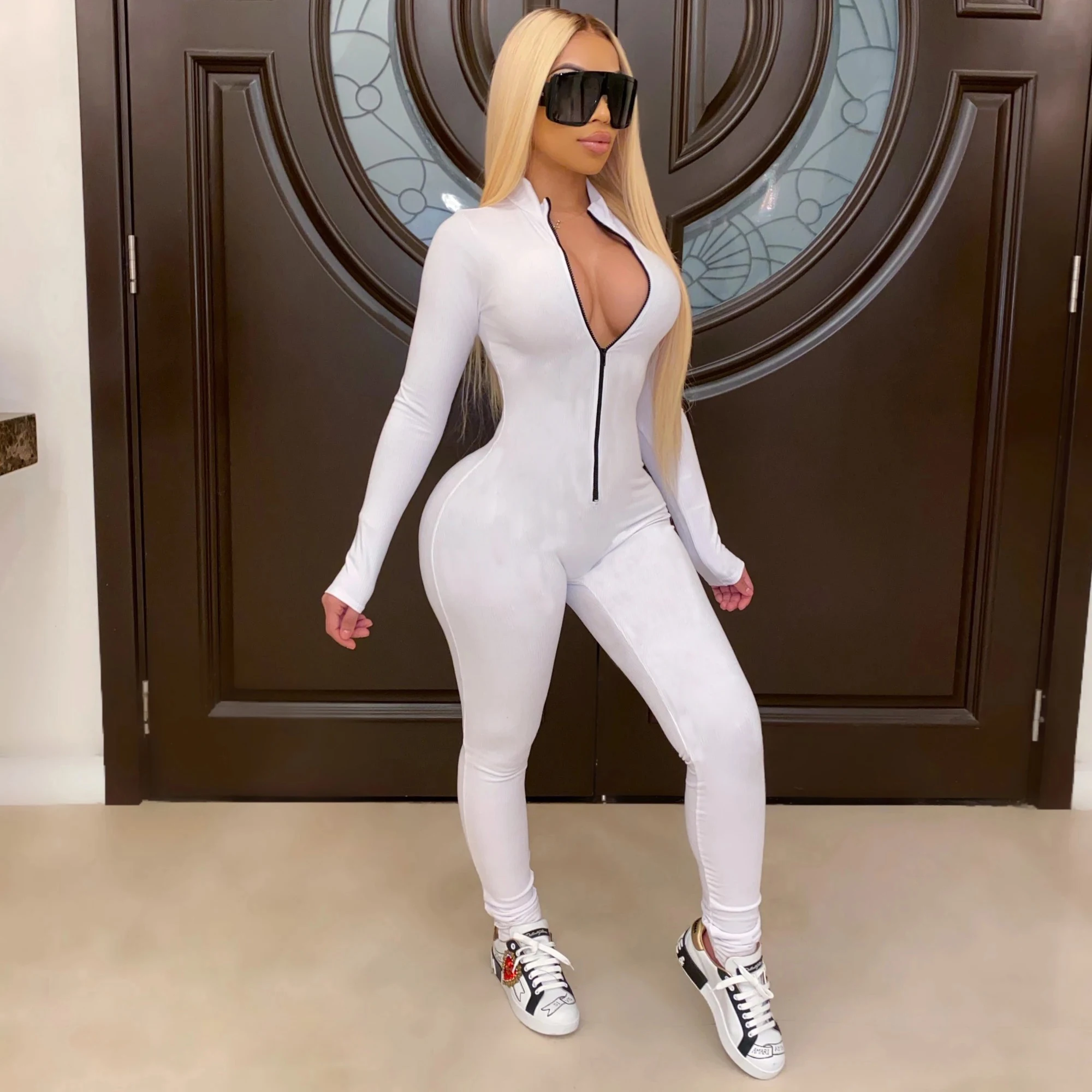 Women Solid Color Jumpsuit Zipper Front Long Sleeve Fitness Rompers Playsuits
Women Solid Color Jumpsuit Zipper Front Long Sleeve Fitness Rompers Playsuits