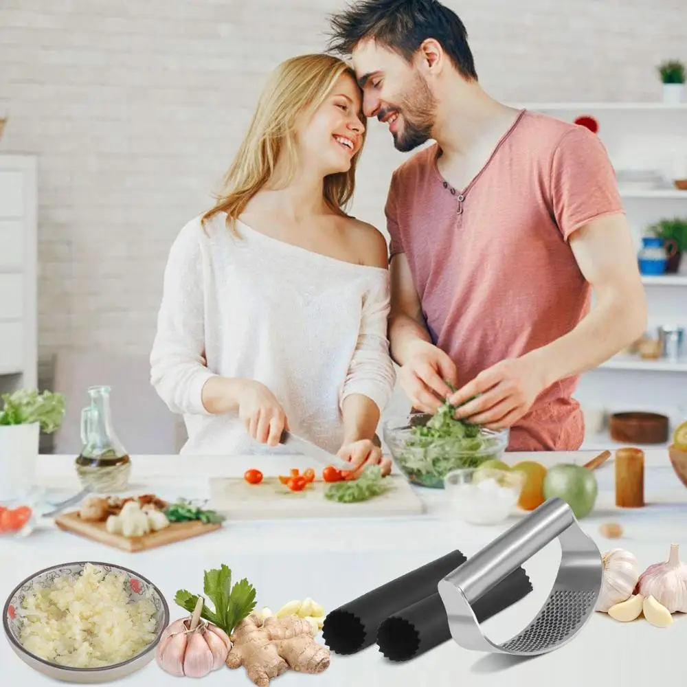LMETJMA Garlic Press Rocker Stainless Steel Garlic Crusher Garlic Mincer Presses Ginger Press Squeezer Kitchen Gadgets KC0322
LMETJMA Garlic Press Rocker Stainless Steel Garlic Crusher Garlic Mincer Presses Ginger Press Squeezer Kitchen Gadgets KC0322