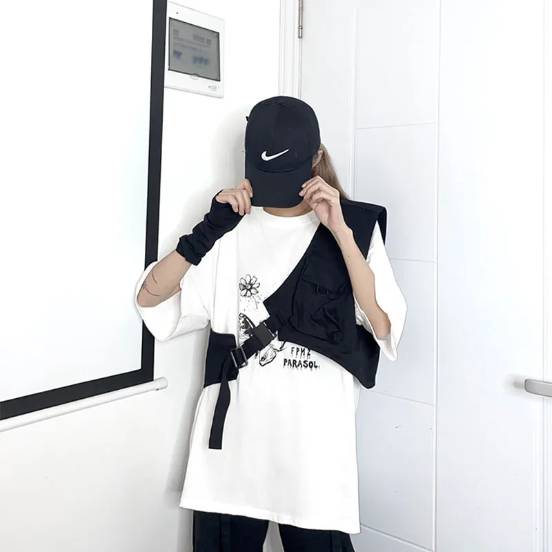 2020 Women New Fashion Suit Vest Slanting Cantilevered Shoulder And Black Waistcoat Easy Matching Vest With Pocket
2020 Women New Fashion Suit Vest Slanting Cantilevered Shoulder And Black Waistcoat Easy Matching Vest With Pocket