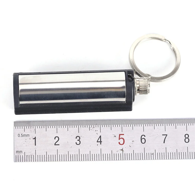 2021 New Fashion Permanent Striker Lighter Match Silver Metal Key Chain car key holder car assessoires interior 
2021 New Fashion Permanent Striker Lighter Match Silver Metal Key Chain car key holder car assessoires interior