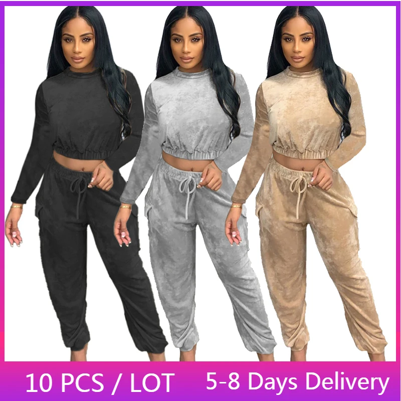 Wholesale Items Velvet Tracksuit Women Winter Clothes Thick Warm Two Piece Set Women Long Sleeve Crop Top and Cargo Pants Set
Wholesale Items Velvet Tracksuit Women Winter Clothes Thick Warm Two Piece Set Women Long Sleeve Crop Top and Cargo Pants Set