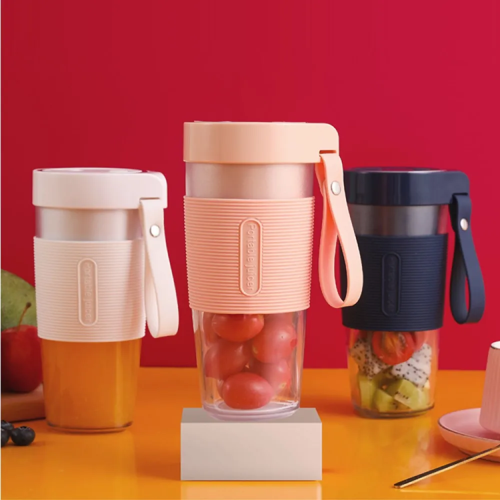 Portable Electric Juicer Mini Fruit Mixers MultiFunction USB Charging Fruit Blender Food Milkshake Juicers
Portable Electric Juicer Mini Fruit Mixers MultiFunction USB Charging Fruit Blender Food Milkshake Juicers
