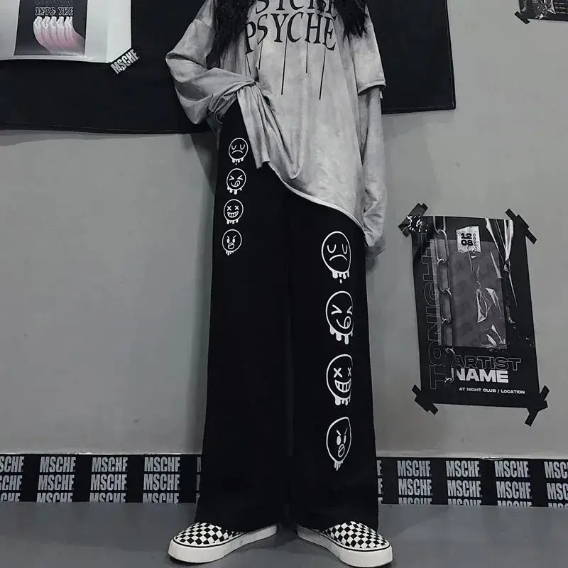Black Smile Print Pants Autumn Men Funny Loose Sweatpant Hip Hop Streetwear Male Pants Harajuku Japan Punk High Street Pants
Black Smile Print Pants Autumn Men Funny Loose Sweatpant Hip Hop Streetwear Male Pants Harajuku Japan Punk High Street Pants