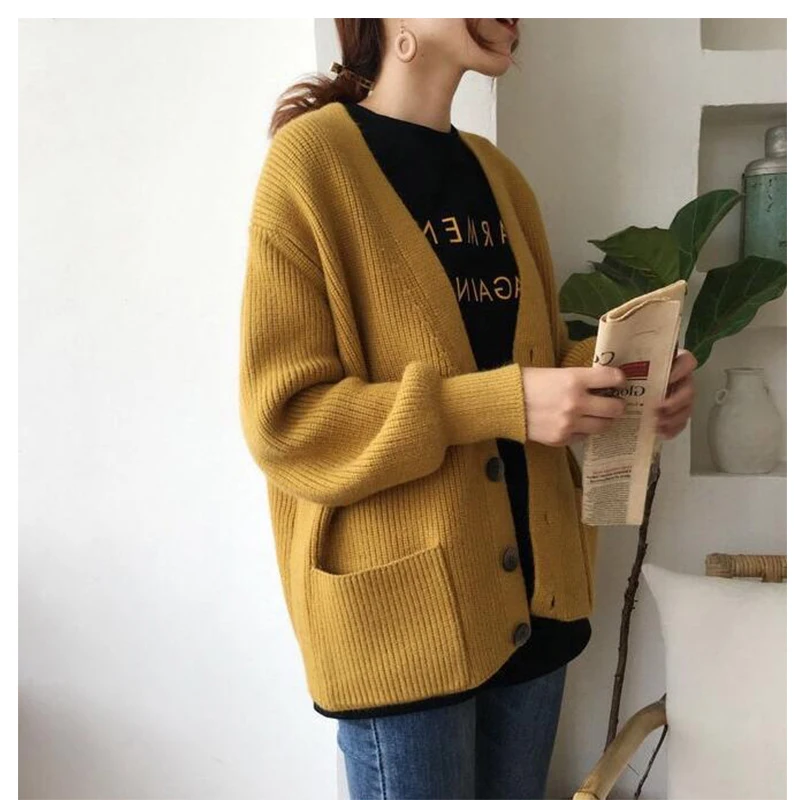 Women Cardigans Sweater V neck Solid Loose Knitwear Single Breasted Casual Knit Cardigan Outwear Winter Jacket Coat 2020 BB556 
Women Cardigans Sweater V neck Solid Loose Knitwear Single Breasted Casual Knit Cardigan Outwear Winter Jacket Coat 2020 BB556