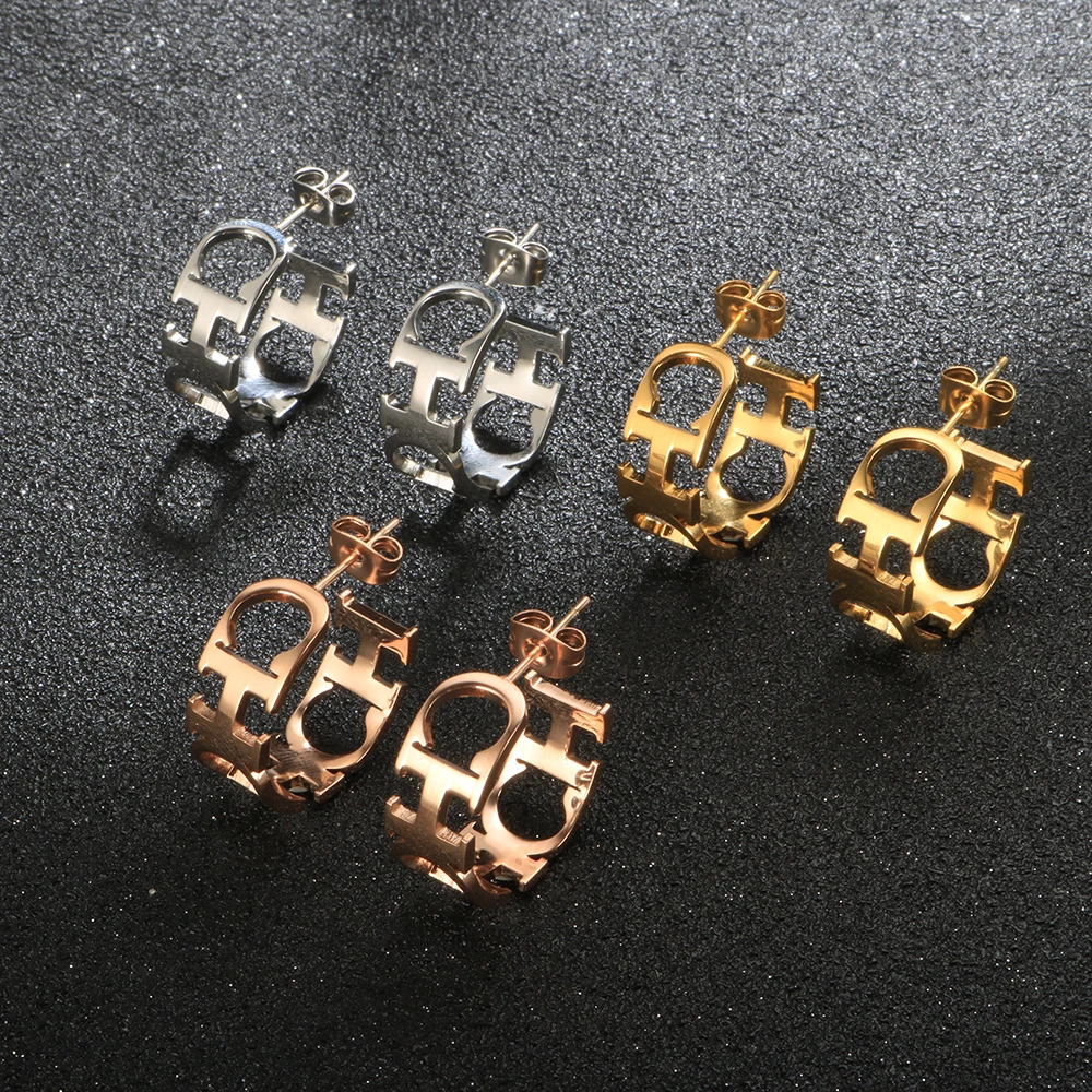 Stainless Steel Luxury C Shape Earrings Letter Stud Earrings For Women Fashion Gift
Stainless Steel Luxury C Shape Earrings Letter Stud Earrings For Women Fashion Gift