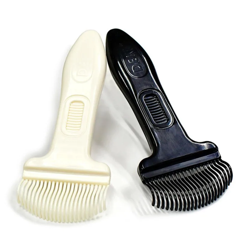 Pet Cat and Dog Dense Teeth Comb Remove Pet Floating Hair a Massage Hair Brush Pet Beauty Tool
Pet Cat and Dog Dense Teeth Comb Remove Pet Floating Hair a Massage Hair Brush Pet Beauty Tool