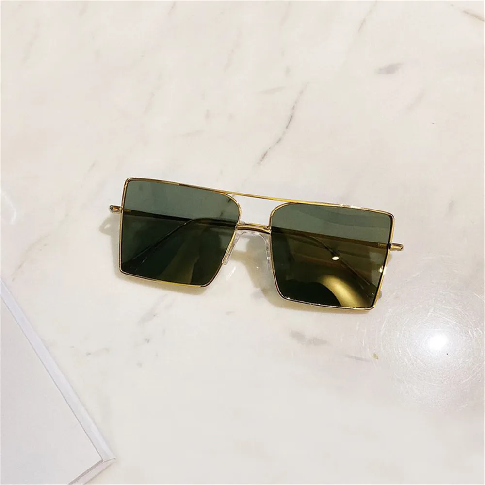 Luxury Square Sunglasses Women Brand Designer Retro Alloy Frame Big Sun Glasses Vintage Gradient Male Oculos Feminino
Luxury Square Sunglasses Women Brand Designer Retro Alloy Frame Big Sun Glasses Vintage Gradient Male Oculos Feminino