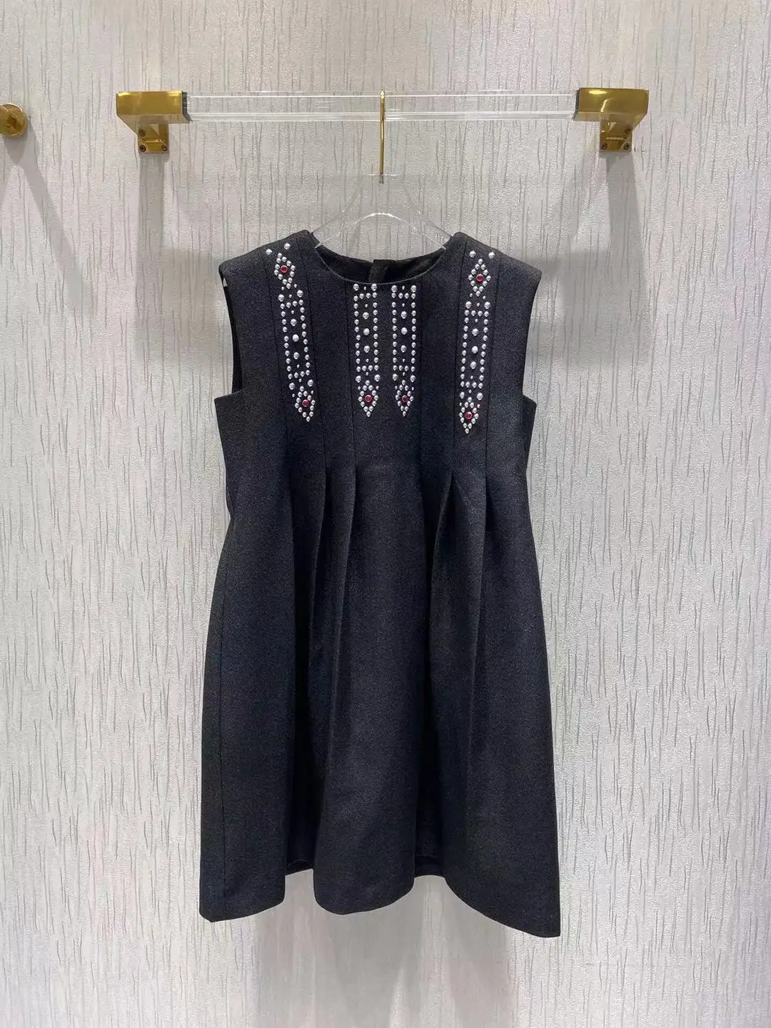 Fyion Runway Fashion Autumn Vintage Mini Dress Women O-Neck Short Sleeve Beading Hot Sale Black Dresses
Fyion Runway Fashion Autumn Vintage Mini Dress Women O-Neck Short Sleeve Beading Hot Sale Black Dresses