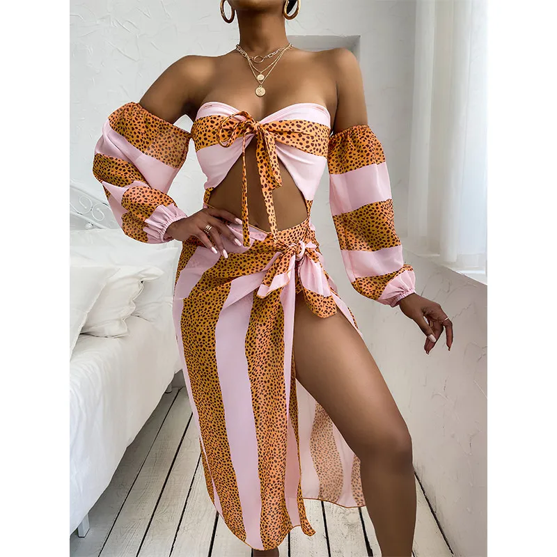 Women Hollow Out Bikini Summer Beachwear Long Sleeve Print Swimsuit Beach Skirts Brazilian Biquini Bikinis 2021 mujer
Women Hollow Out Bikini Summer Beachwear Long Sleeve Print Swimsuit Beach Skirts Brazilian Biquini Bikinis 2021 mujer