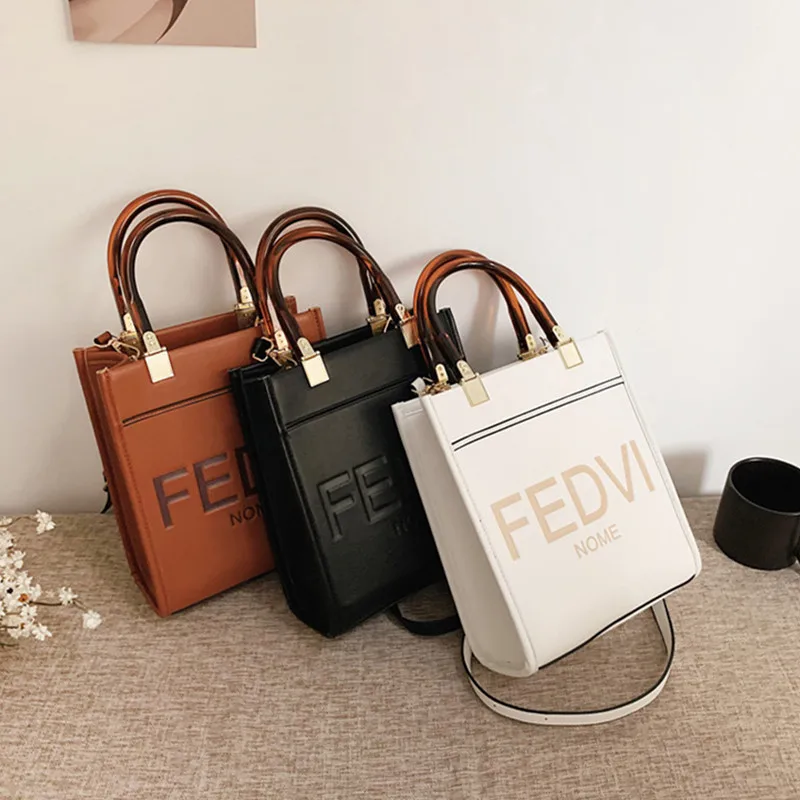 Bags for Women 2021 New Fashion High-end Print Ladies One-shoulder Messenger Luxury Handbags Women Bags Designer Petit Sac Femme
Bags for Women 2021 New Fashion High-end Print Ladies One-shoulder Messenger Luxury Handbags Women Bags Designer Petit Sac Femme