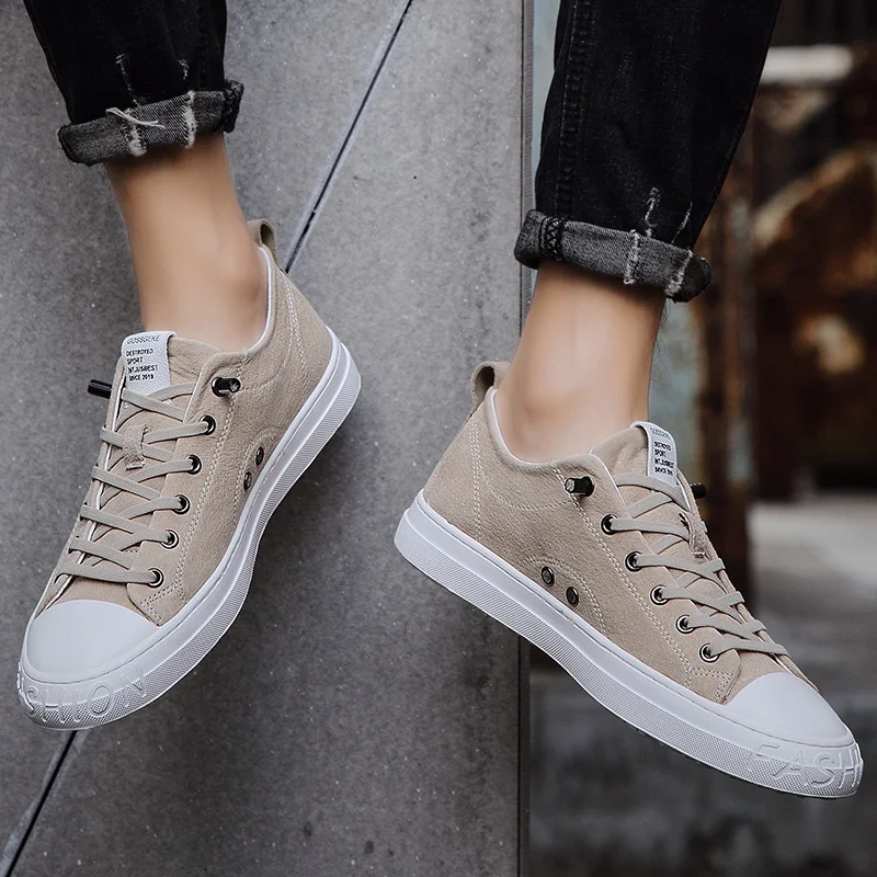 Fashion men shoes Light Soft Moccasins Men Loafers High Quality cow suede Leather Men's Casual Shoes outdoor Flats Driving Shoes
Fashion men shoes Light Soft Moccasins Men Loafers High Quality cow suede Leather Men's Casual Shoes outdoor Flats Driving Shoes