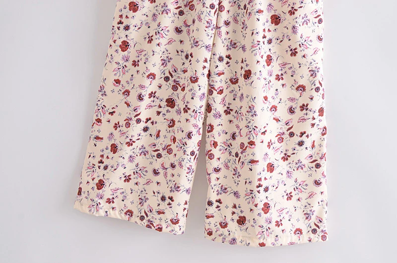 KBAT Jumpsuit Women Flower Print Summer Jumpsuit Sleeveless Wide Straps Bows Vintage Elastic Backless Jumpsuits Woman
KBAT Jumpsuit Women Flower Print Summer Jumpsuit Sleeveless Wide Straps Bows Vintage Elastic Backless Jumpsuits Woman