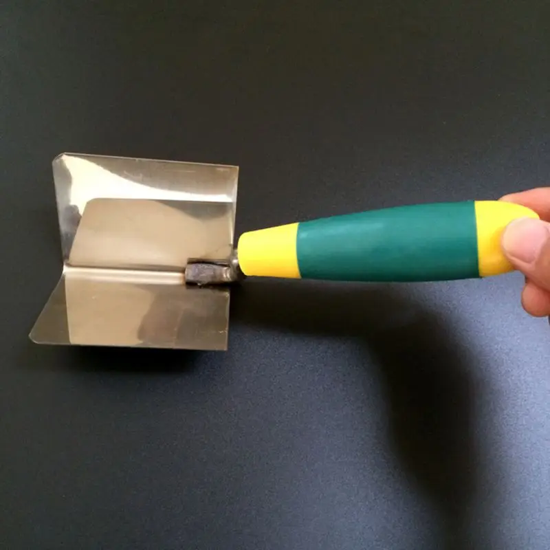 Drywall Inside & Outside Corner Tool Flexes 90 degree Corner Mudding Finish Tool LX0C
Drywall Inside & Outside Corner Tool Flexes 90 degree Corner Mudding Finish Tool LX0C