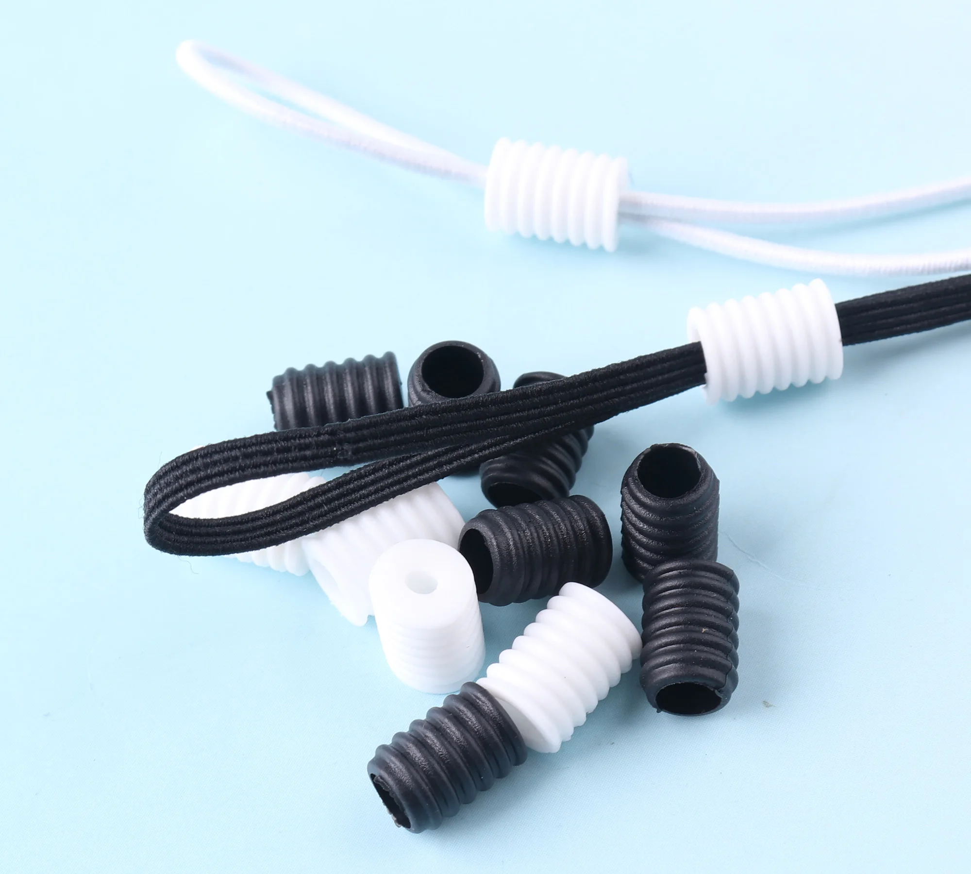 

500pcs 9*5*2mm Elastic Cord Stopper Rope Cord Locks Toggles Rope Silicone Cord Stops Cord Toggle Clip Cord Adjuster