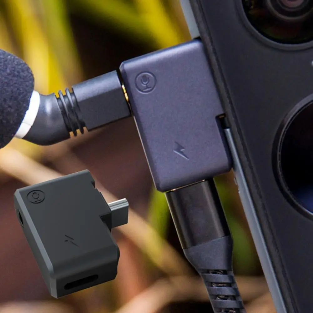 Universal 35CM USB-C Charging Audio Mic Adapter for Insta360 ONE X2 
Universal 35CM USB-C Charging Audio Mic Adapter for Insta360 ONE X2