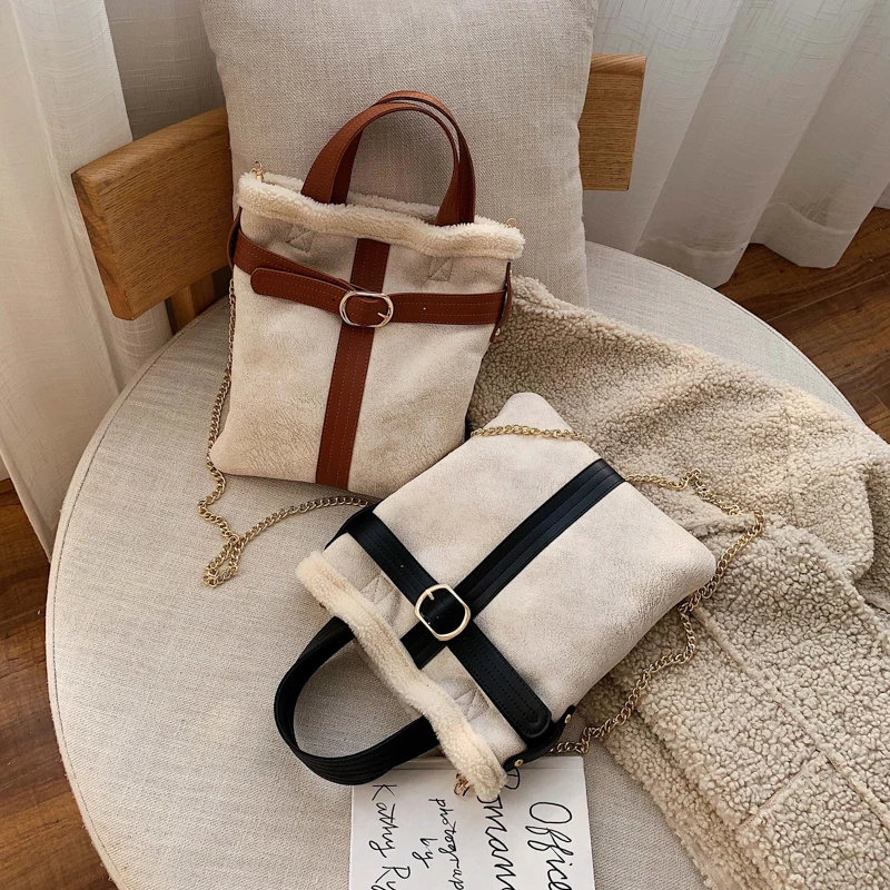 Fashion Imitation Lambswool Pu Splicing Handbag For Women Winter Lock Design Female Large Shopping Tote Chain Messenger Bag
Fashion Imitation Lambswool Pu Splicing Handbag For Women Winter Lock Design Female Large Shopping Tote Chain Messenger Bag