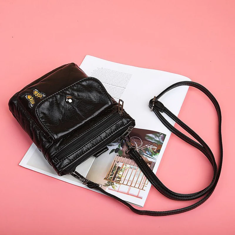 Women's Handbags
Women's Handbags