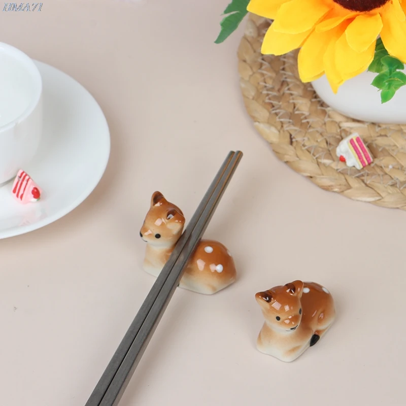 1PC Deer Ceramic Chopsticks Holder for Daily Use Chopstick Rack Home Dining Room Chopstick Holder
1PC Deer Ceramic Chopsticks Holder for Daily Use Chopstick Rack Home Dining Room Chopstick Holder