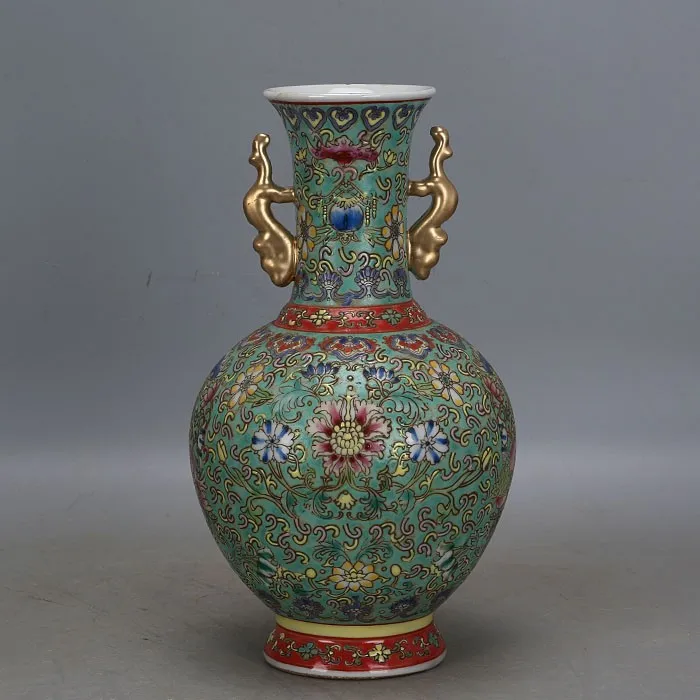Qing Dynasty Qianlong Period Green Glaze Enamel Gold Description Flower Double Ears Vase
Qing Dynasty Qianlong Period Green Glaze Enamel Gold Description Flower Double Ears Vase
