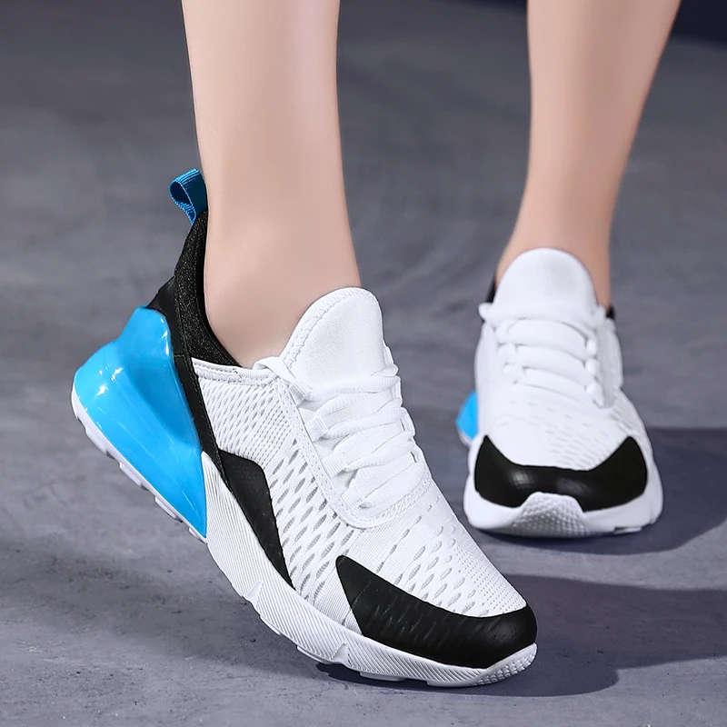 High Quality Running Shoes for Women Light Jogging Sneakers for Men Breathable Mesh Lace-up Outdoor trainers Couple Sport Shoes
High Quality Running Shoes for Women Light Jogging Sneakers for Men Breathable Mesh Lace-up Outdoor trainers Couple Sport Shoes