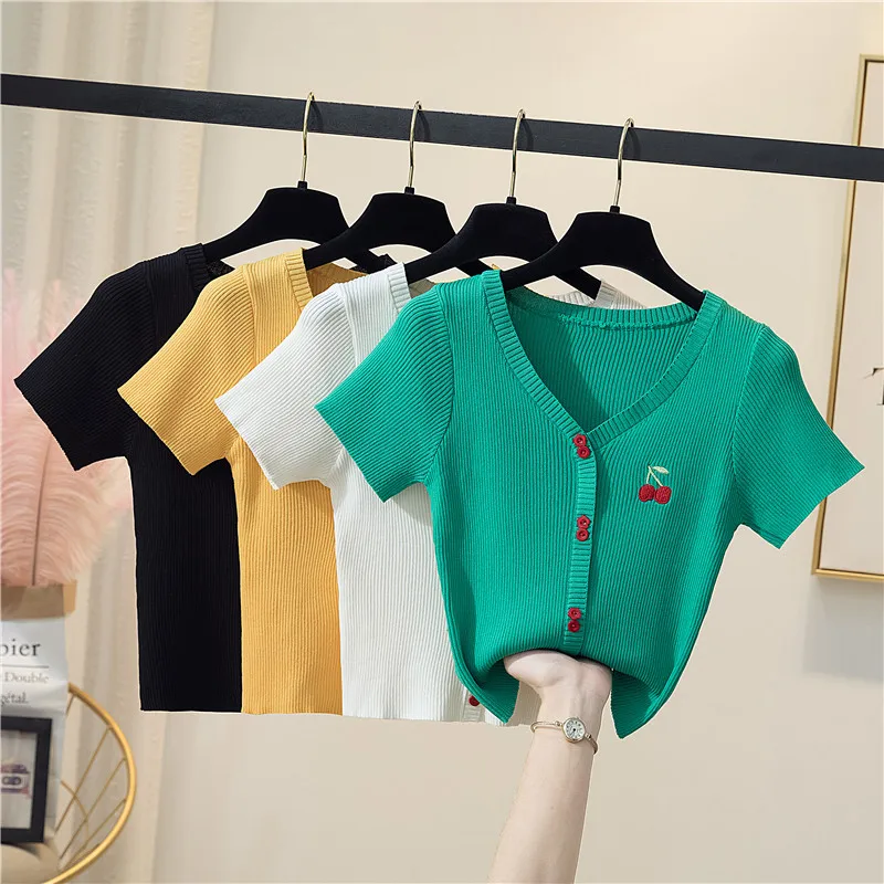 2021 Women Knitted Short Sleeve T-shirts Tops Girls Buttons Casual Embroidery Tee Shirts Knitwear Pullover Female Summer
2021 Women Knitted Short Sleeve T-shirts Tops Girls Buttons Casual Embroidery Tee Shirts Knitwear Pullover Female Summer