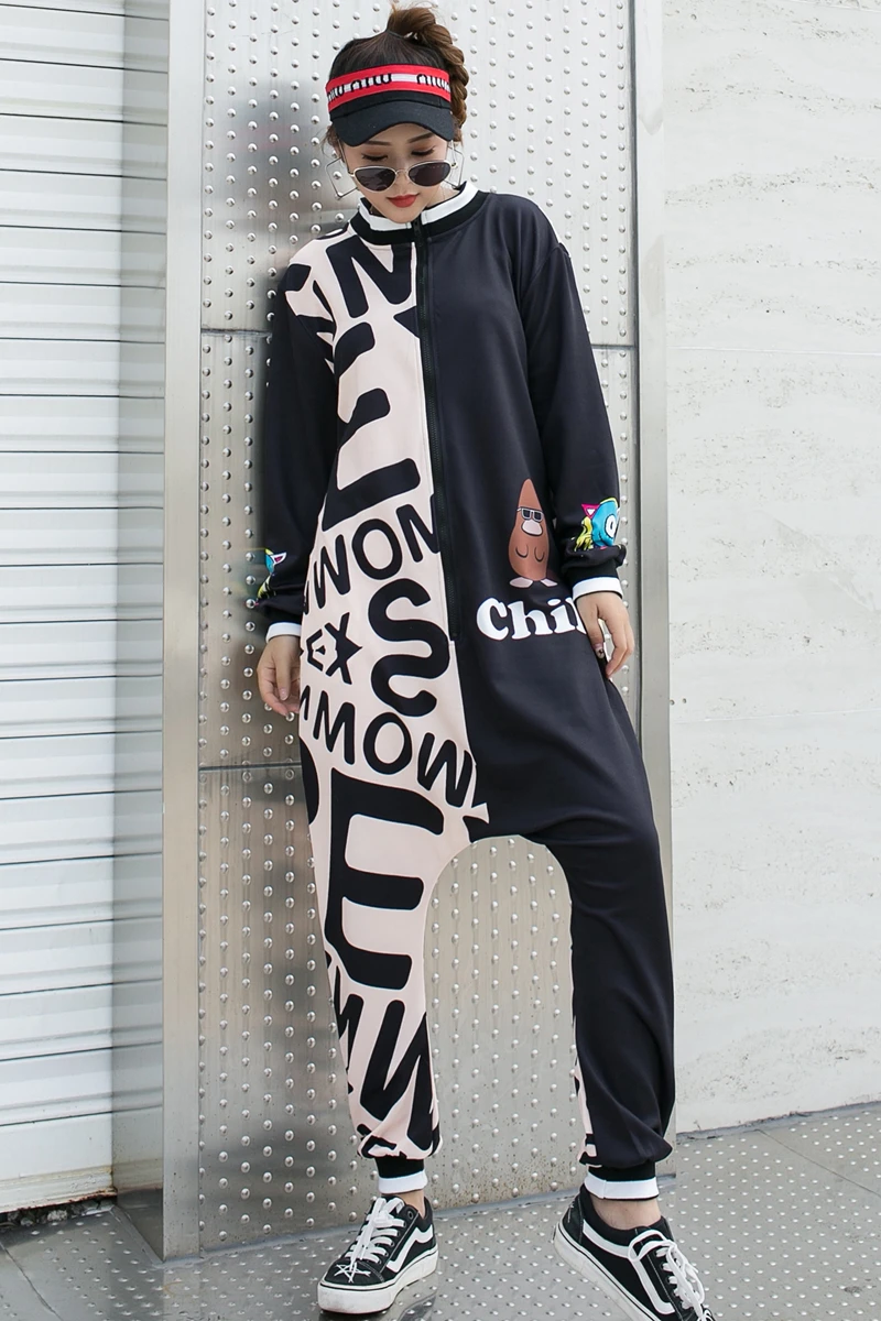 European station Thai street fashion funny letter printing hip hop jumpsuit female loose Harlan shifting feet overalls 
European station Thai street fashion funny letter printing hip hop jumpsuit female loose Harlan shifting feet overalls
