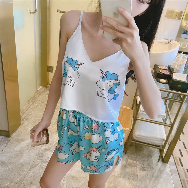 Summer Ladies Pajamas Cartoon Lovely Women Loose Pajamas Sexy V-neck Halter Vest Shorts Home Silk Pajamas Set Pajamas for Women
Summer Ladies Pajamas Cartoon Lovely Women Loose Pajamas Sexy V-neck Halter Vest Shorts Home Silk Pajamas Set Pajamas for Women
