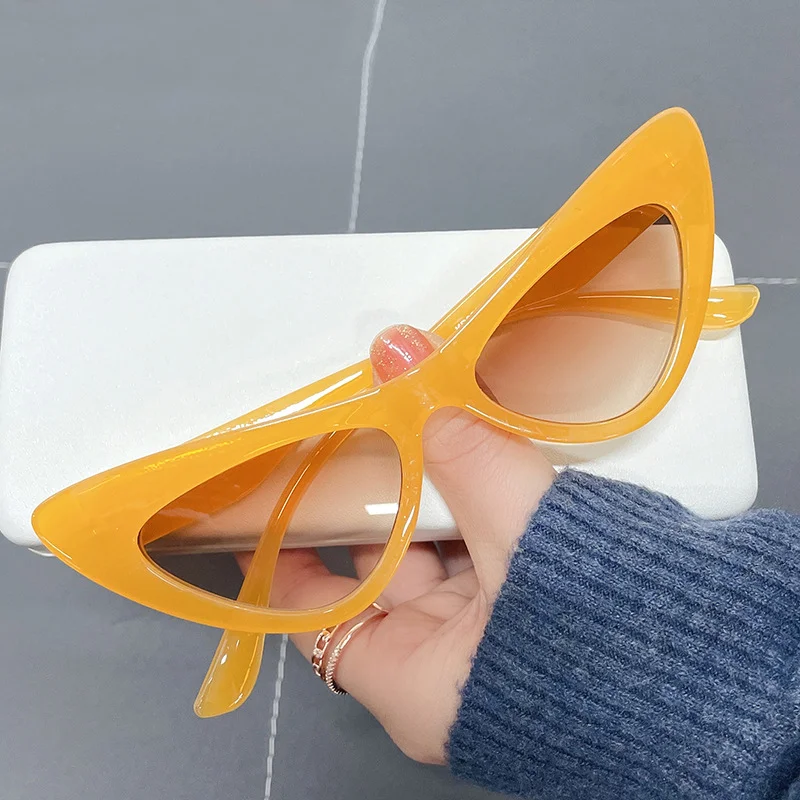 Sunglasses Cat Eye New 2022 Women Retro Vintage Lenses Kitten Candy Colors Fashion Funny Party Classic Shade Designer Glasses
Sunglasses Cat Eye New 2022 Women Retro Vintage Lenses Kitten Candy Colors Fashion Funny Party Classic Shade Designer Glasses