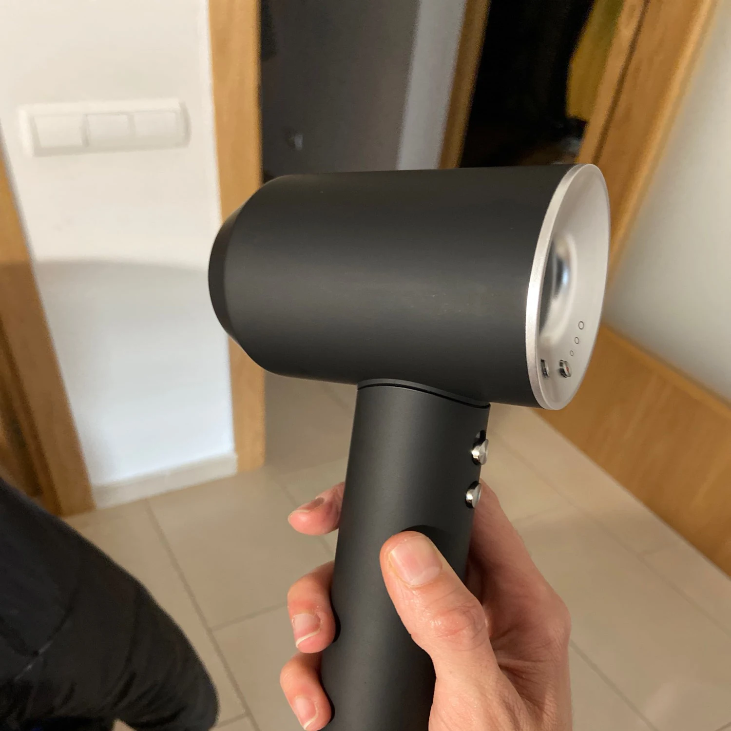 Anion Hair Dryer Powerful and quick drying Hairdressing Barber salon hairdryer Tools professional 3 Speed Adjustment Blow Dryer
Anion Hair Dryer Powerful and quick drying Hairdressing Barber salon hairdryer Tools professional 3 Speed Adjustment Blow Dryer