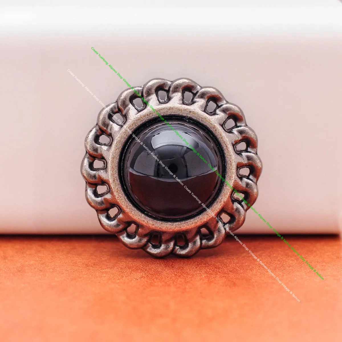 10pcs 25mm Retro Silver Chain Side Leathercraft Belt Handcraft Shoe Accessories Western Black Bead Concho Screwback
10pcs 25mm Retro Silver Chain Side Leathercraft Belt Handcraft Shoe Accessories Western Black Bead Concho Screwback