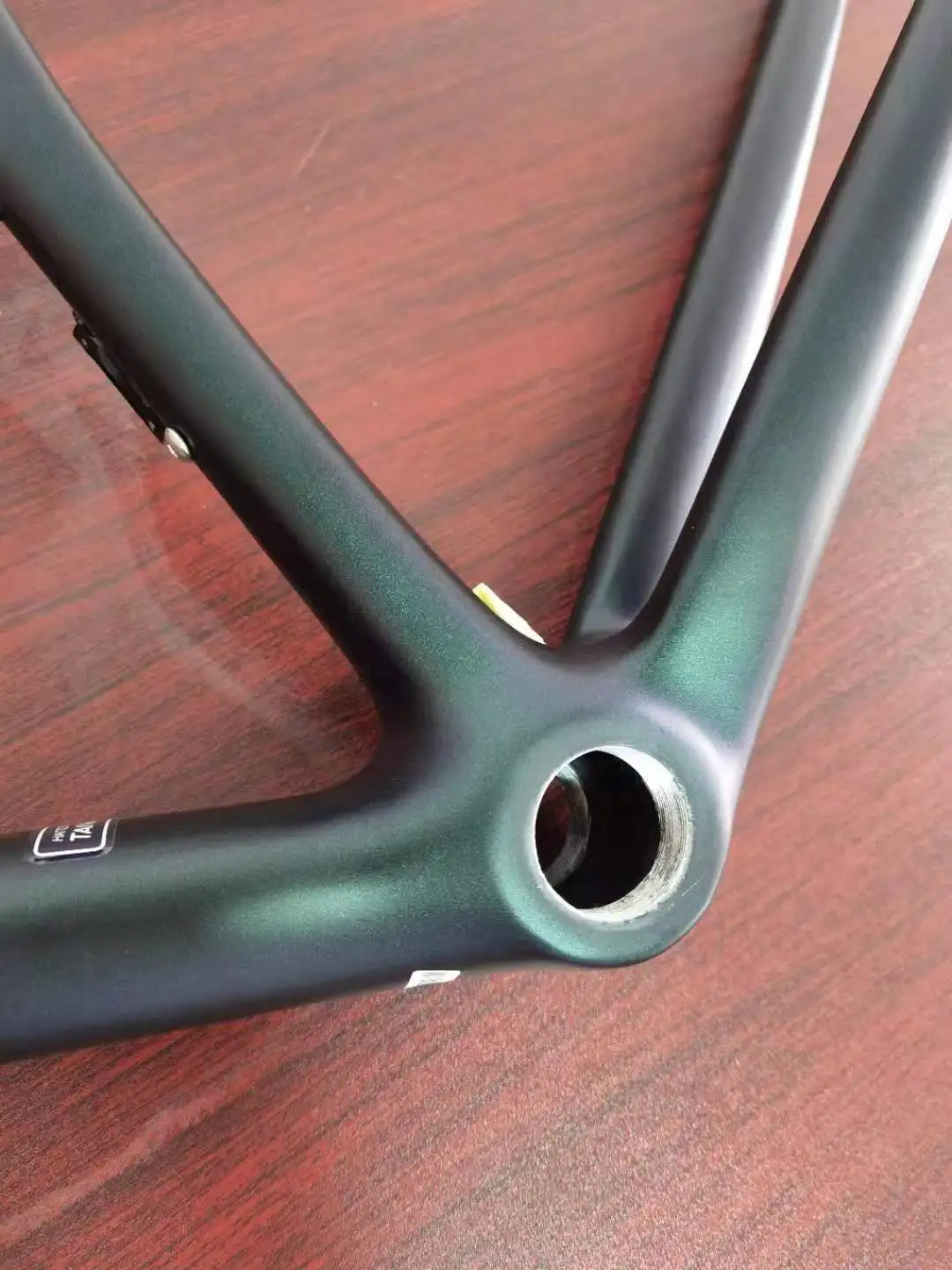 54cm Sl7 carbon bike frame disc brake, ud matte, BSA, frame+seat post+head seat+fork+clamp+handlebar, accept dpd ship
54cm Sl7 carbon bike frame disc brake, ud matte, BSA, frame+seat post+head seat+fork+clamp+handlebar, accept dpd ship