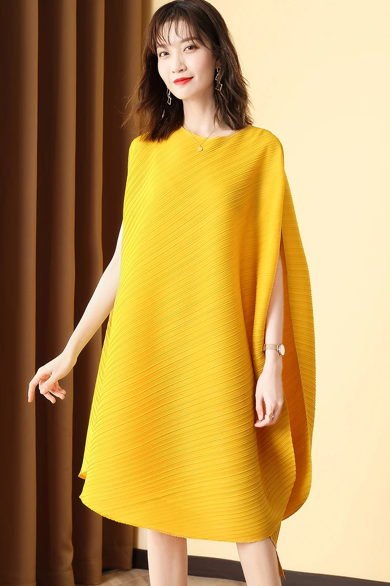 Plus Size Yellow Dress For Women 45-75kg 2020 Elastic Miyake Pleated Loose Casual Dress Round Neck Sleeveless Solid Color
Plus Size Yellow Dress For Women 45-75kg 2020 Elastic Miyake Pleated Loose Casual Dress Round Neck Sleeveless Solid Color