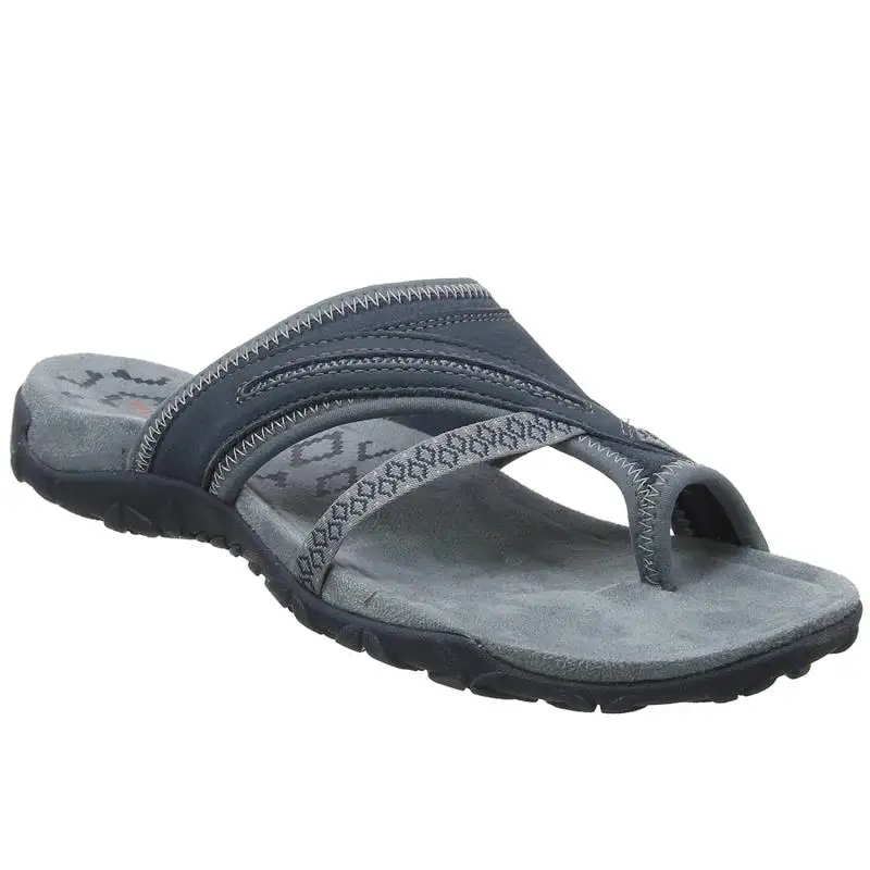Zapatillas de punta redonda para mujer, chanclas cmodas e informales para exteriores, sandalias de cua de Color nuevo variado
Zapatillas de punta redonda para mujer, chanclas cmodas e informales para exteriores, sandalias de cua de Color nuevo variado
