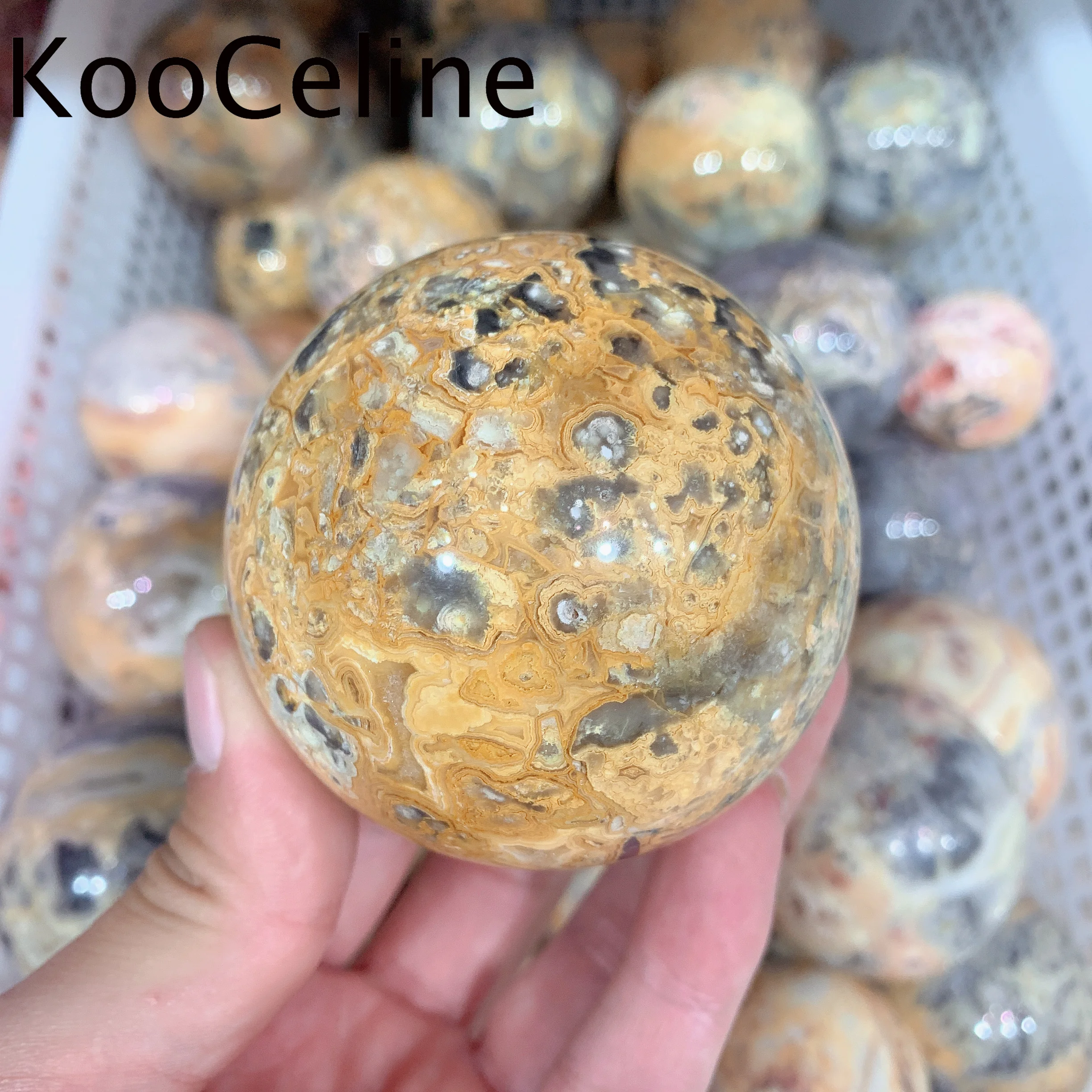 5-7.5cm Natural Crystal Quartz Mineral Stone Crazy Agate Sphere Energy Ball Reiki Healing Home Decoration Accessories Gemstone
5-7.5cm Natural Crystal Quartz Mineral Stone Crazy Agate Sphere Energy Ball Reiki Healing Home Decoration Accessories Gemstone