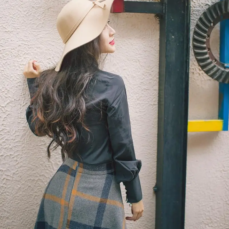 ICHOIX Autumn Two Piece Set Women's Long Sleeve Black Top+ Plaid Long Skirt Office Lady Fall Two Piece Suits Fashion Fance Style
ICHOIX Autumn Two Piece Set Women's Long Sleeve Black Top+ Plaid Long Skirt Office Lady Fall Two Piece Suits Fashion Fance Style