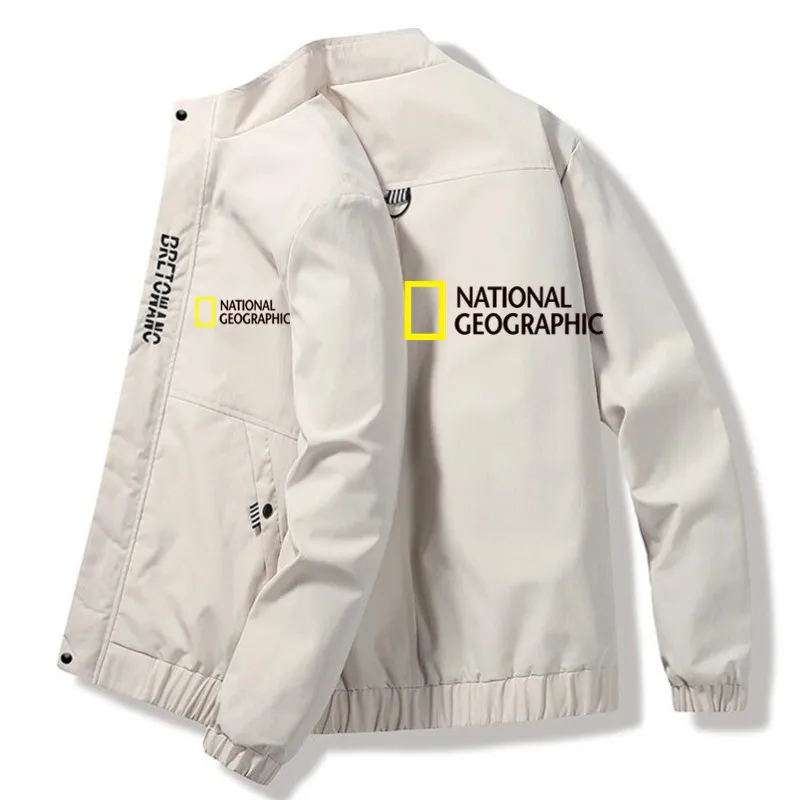 Куртка мужская легкая на молнии с защитой от ветра
Куртка мужская легкая на молнии с защитой от ветра