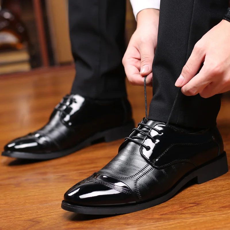 Luxury Italian men's Oxford shoes fashion leather shoes men's black business wedding shoes leisure party suit formal shoes
Luxury Italian men's Oxford shoes fashion leather shoes men's black business wedding shoes leisure party suit formal shoes